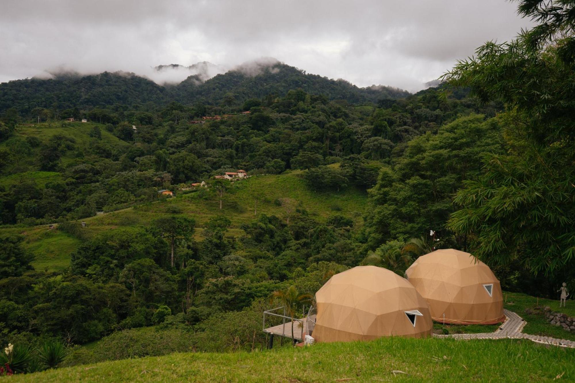 Hotel Pura Vista Glamping à El Castillo Extérieur photo